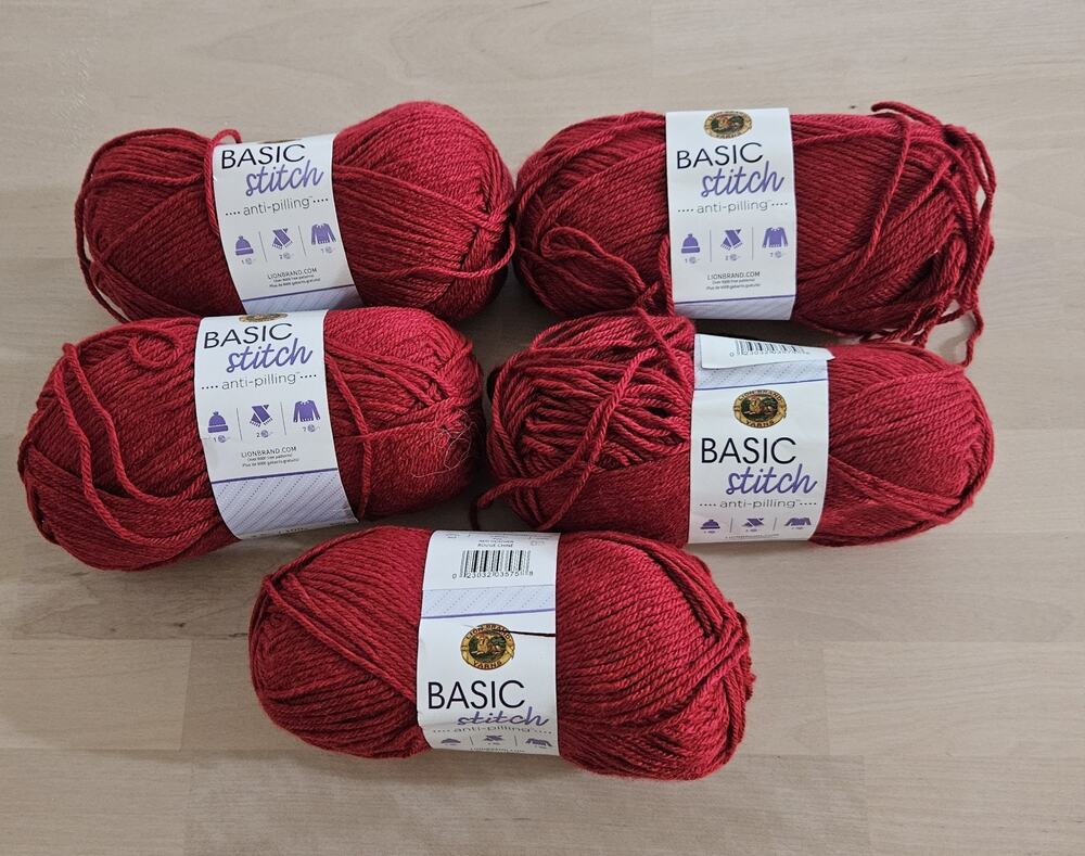 Lion Brand Basic Stitch Anti-Pilling Acrylic Worsted Yarn 4 Red Heather Lot of 5